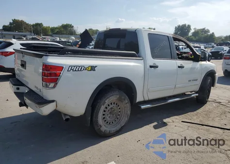 2015 Nissan Titan S из США, поврежденный, VIN 1N6AA0ECXFN500079